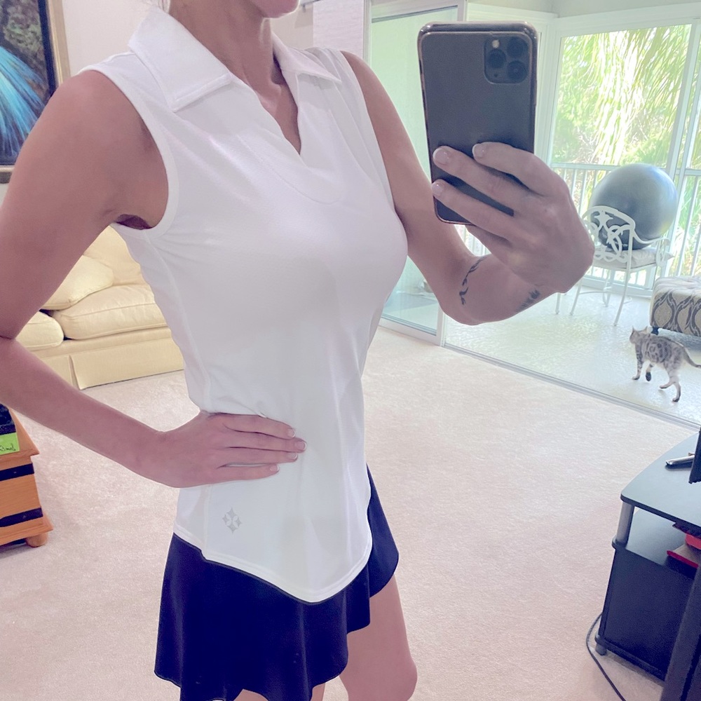 JoFit scallop neckline camisole